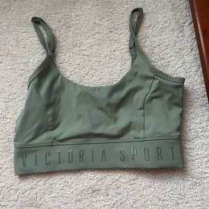 Victoria sport V scoop lounge bra
